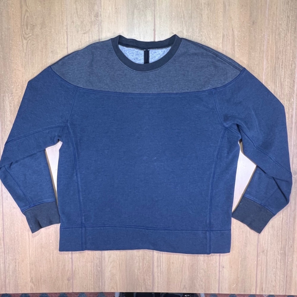 Lululemon Mens Revolve Colorblock xl Crewneck Sweatshirt Blue Charcoal‎ Grey